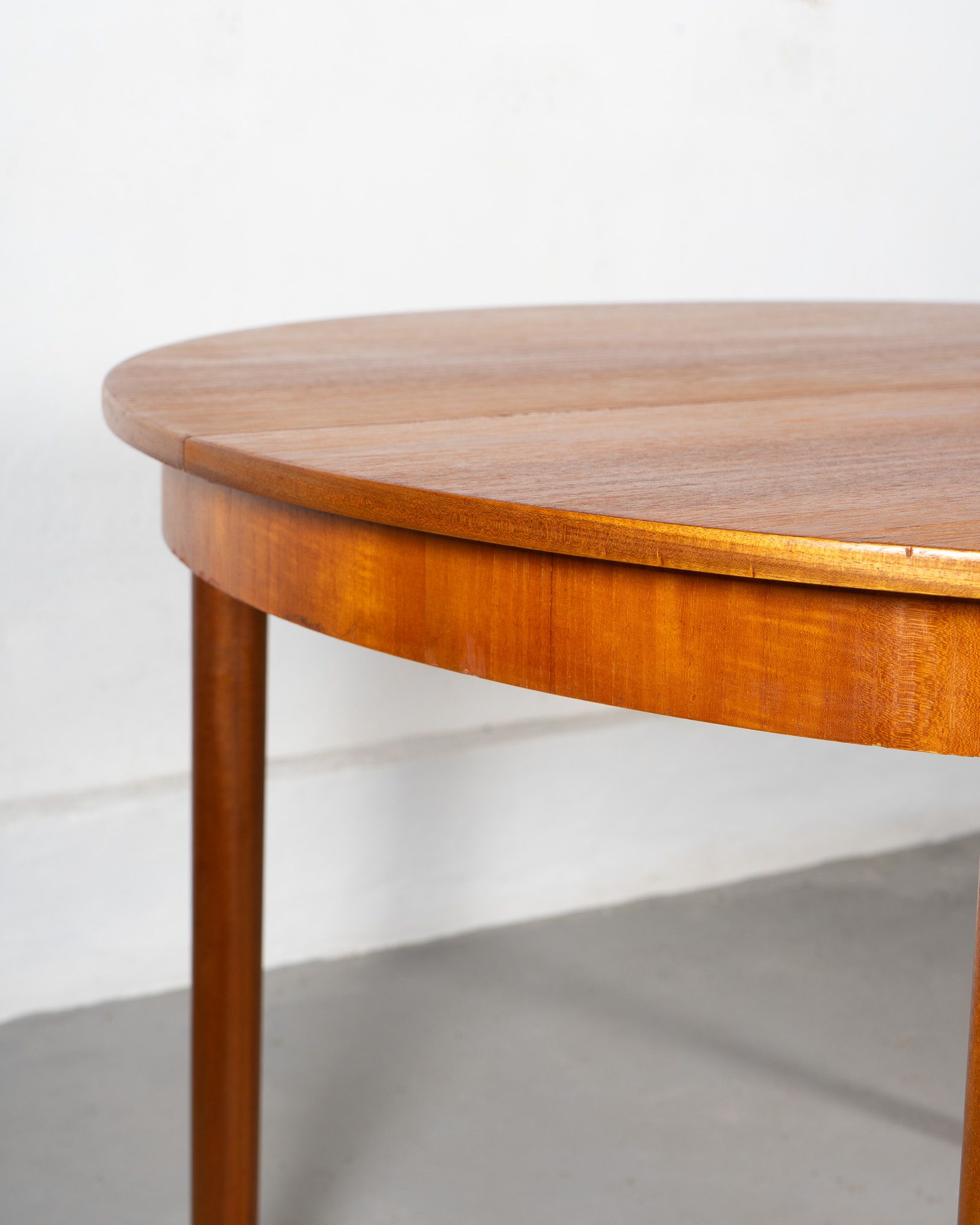 MESA DE COMEDOR EDEN DE A.H. MCINTOSH & CO - Imagen 7