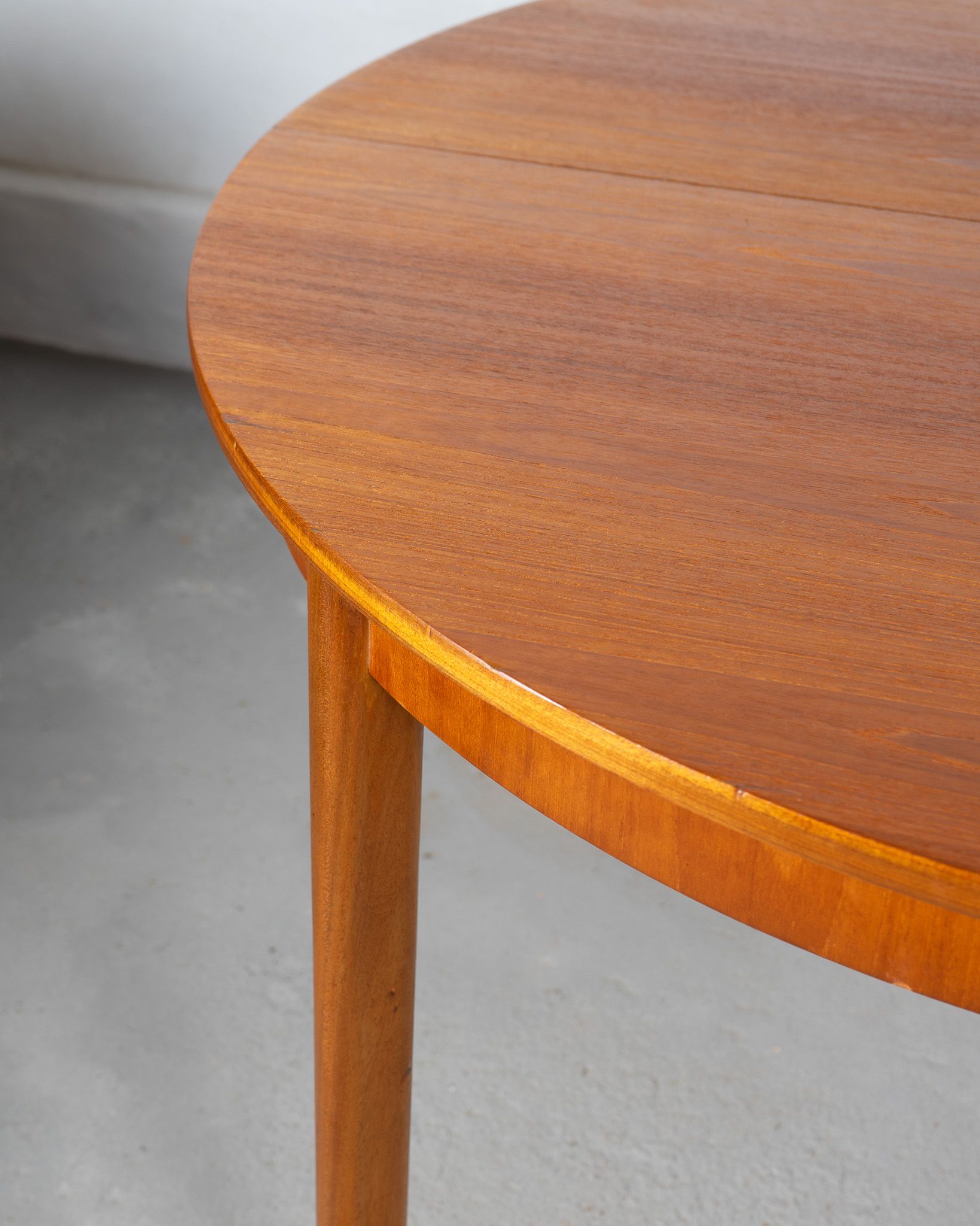 MESA DE COMEDOR EDEN DE A.H. MCINTOSH & CO - Imagen 8