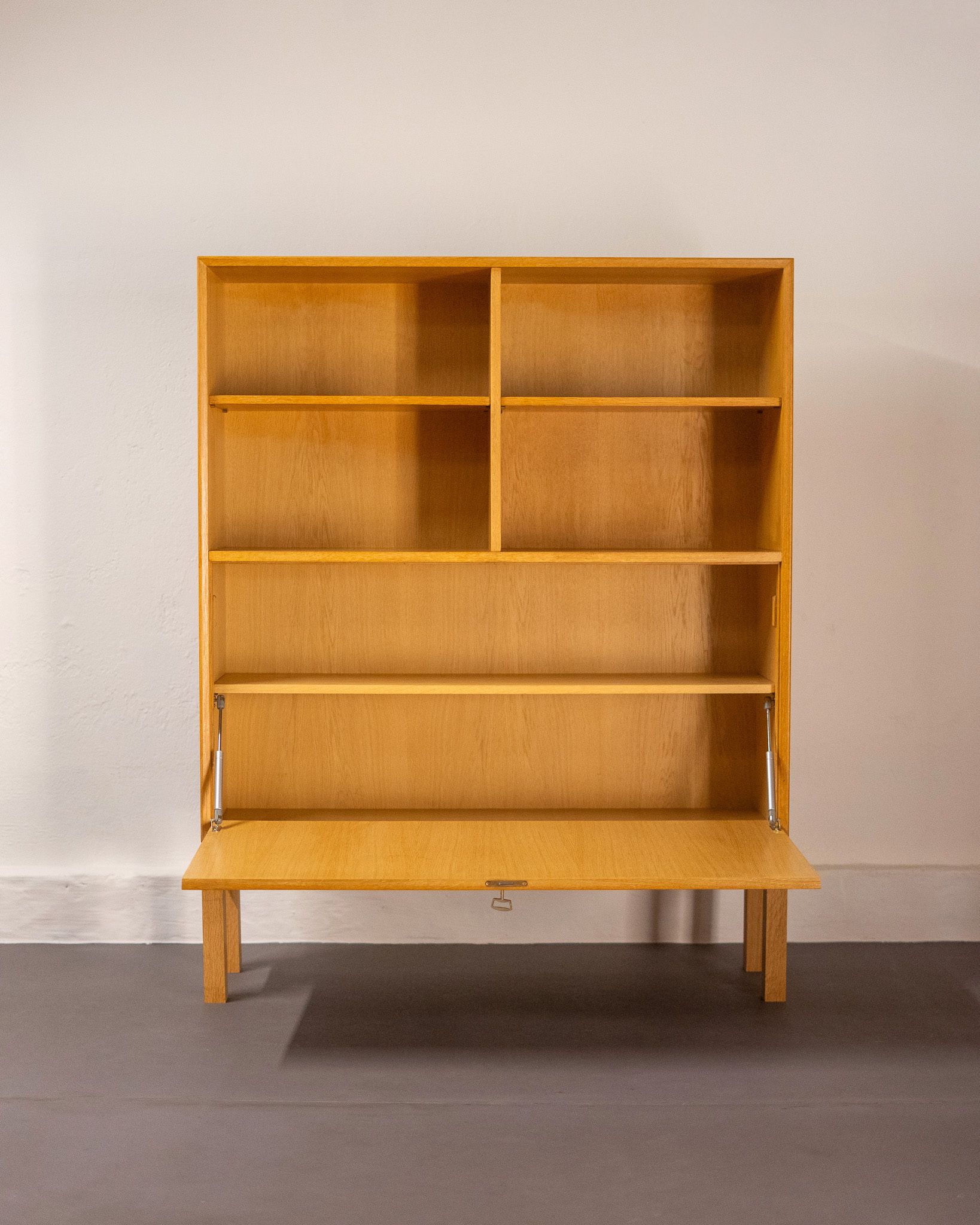 Aparador vintage MTP en roble de Marian Gravinsky para Ikea